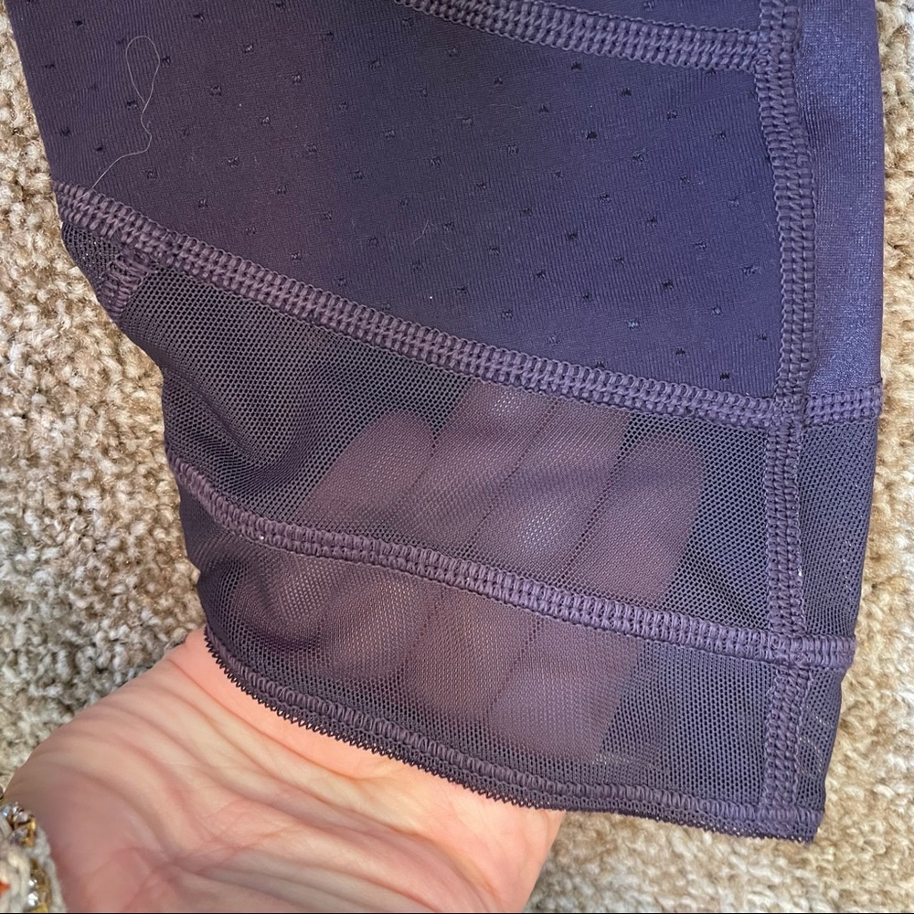 Lululemon purple leggings - Picture 5 of 5